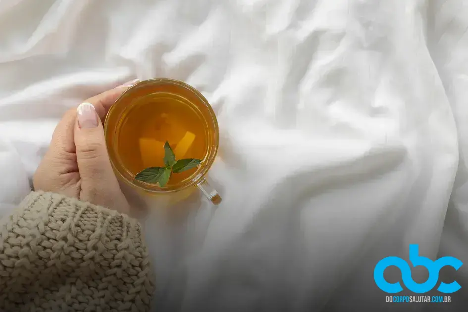 Como preparar o chá de alecrim para dormir melhor